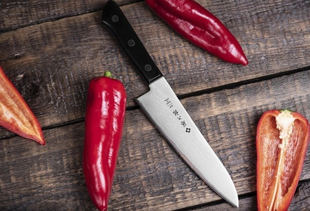 Новинка! Японский Шеф Нож Поварской длина лезвия 180 мм, дамасская сталь VG10, 37 слоев, рукоять стабилизированная древесина, заточка 8000 серия Western Knife 37Layered DP Damascus Tojiro F-332