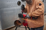 УДОБНЫЙ КОМПЛЕКТ! В кейсе M18 FUEL FSAGSVO125X-502X: Аккумуляторная Угловая шлифмашина с 2 АКБ 5 Ач, зарядным устройством Milwaukee 4933493553