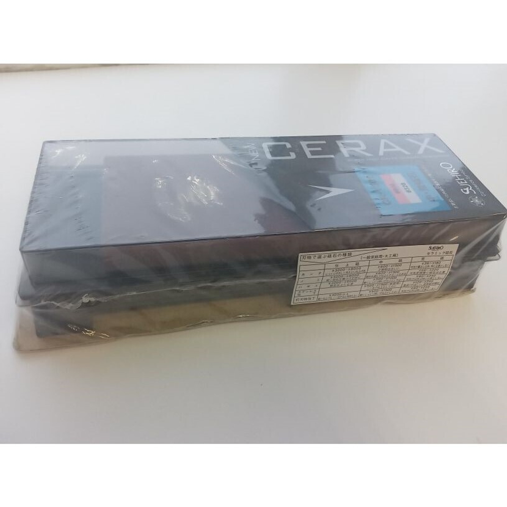 Комбинированный японский водный камень на подставке P 320 / 800 183 х 63 х 32 мм Suehiro New Cerax MT CR-1800 М00010352