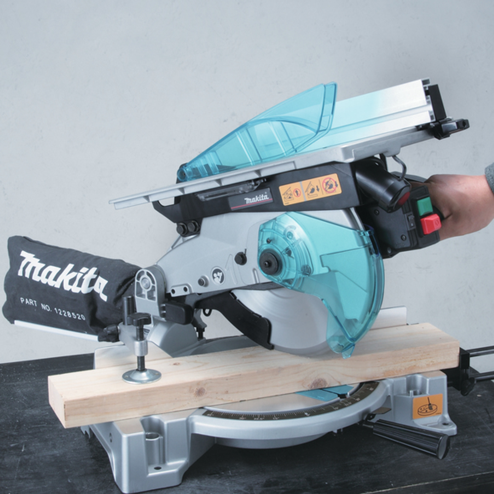 Новинка! Комбинированная торцовочная пила Makita 1,65 кВт, диск 260/30 мм, глубина пропила 90° 93 мм, 2 в 1 торцовка и распиловочный станок LH1040