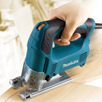 Новинка! Сетевой электролобзик Makita 0,45 кВт с регулировкой скорости и амплитуды 4329