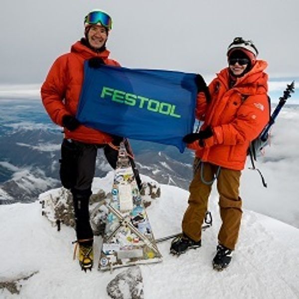 Festool на высоте 5642 м на Эльбрусе!  Новости со всего Света
