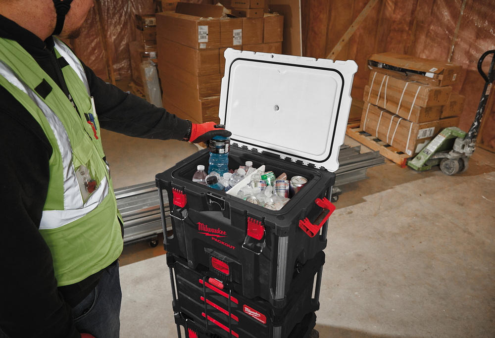 Новинка! Термокейс большой XL Cooler PACKOUT Кейс, Термосумка 38 л MILWAUKEE 4932478648