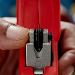 Труборез для нержавеющей стали и цветных металлов TubiX XL Knipex 6 - 76 мм / толщина макс 2 мм, длина 260 мм KNIPEX KN-903103BK