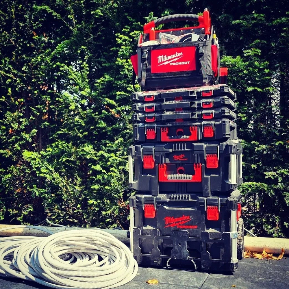 ХИТ! Набор 3 кейсов Milwaukee PACKOUT: Ящик на колесах + Большой ящик + Кейс 4932464244